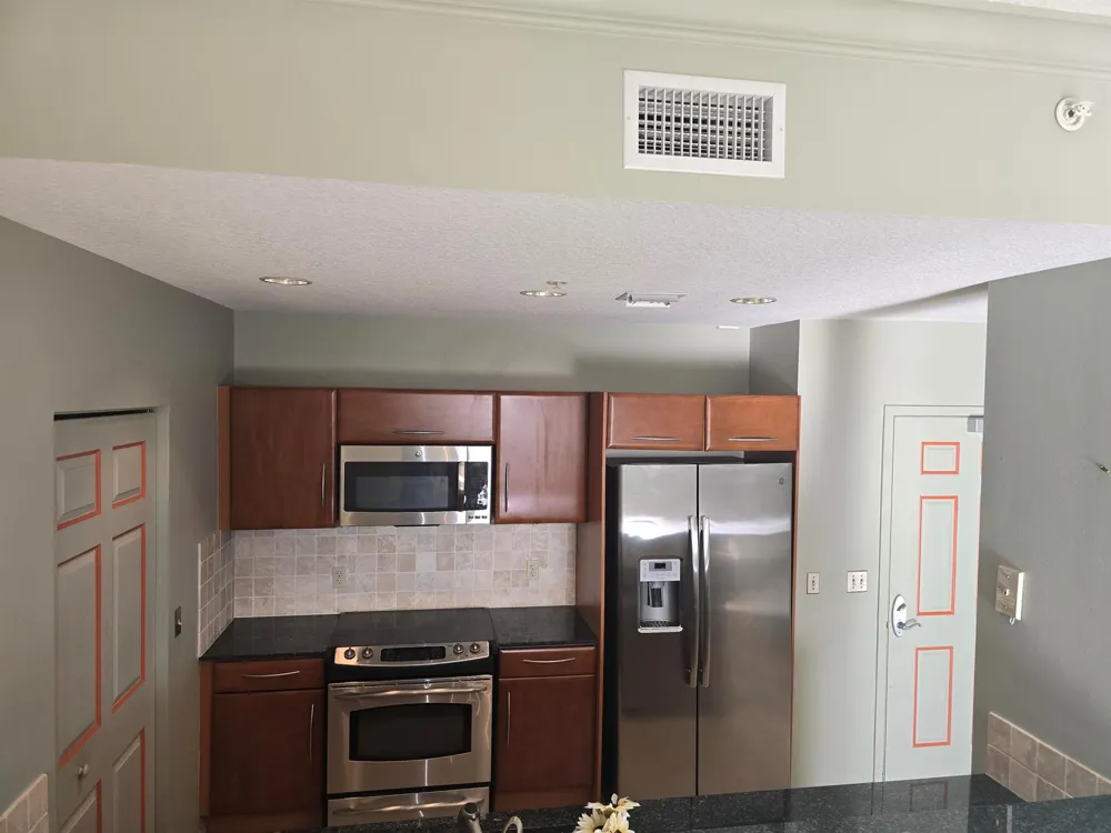 511 Lucerne Avenue #512 