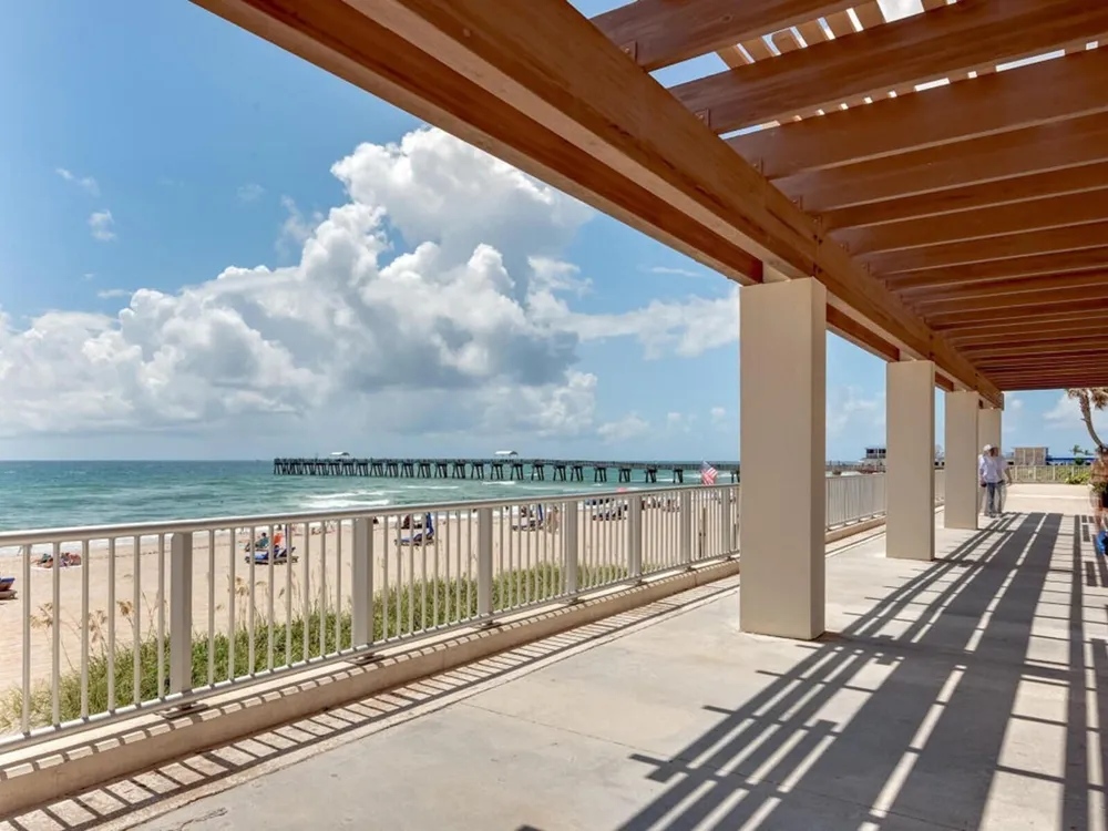 511 Lucerne Avenue #512 