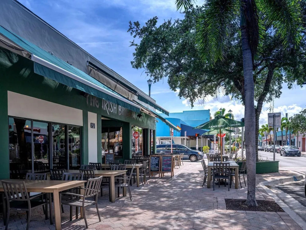 511 Lucerne Avenue #512 