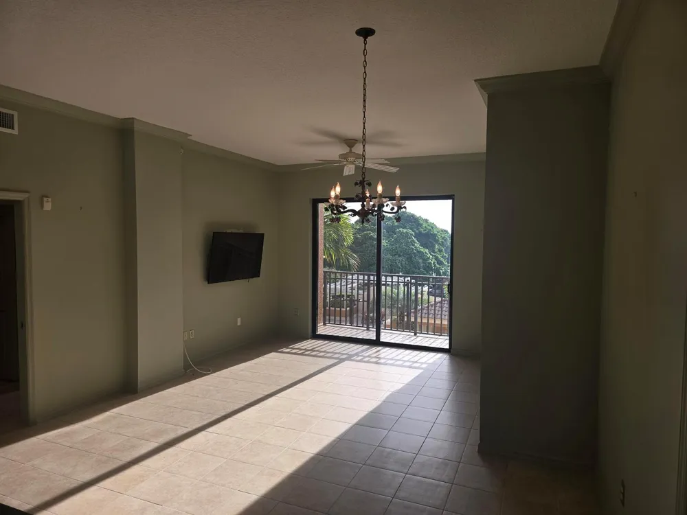 511 Lucerne Avenue #512 