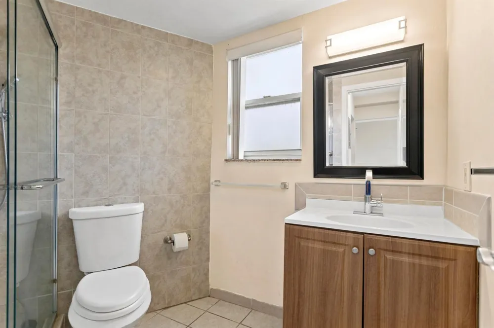 18630 NE 18TH AVENUE #134 Miami, FL 33179