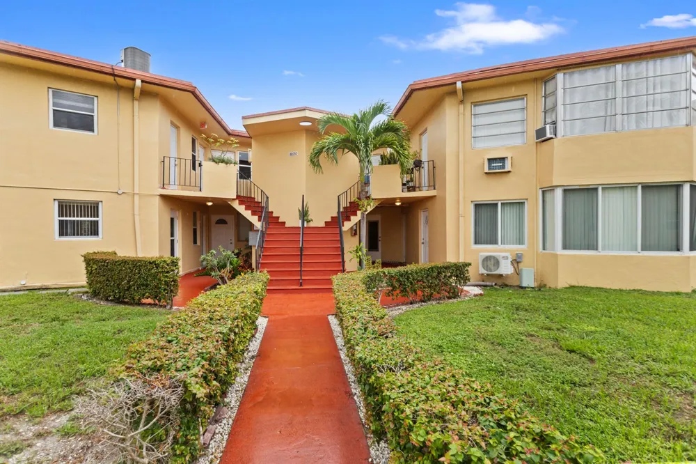18630 NE 18TH AVENUE #134 Miami, FL 33179