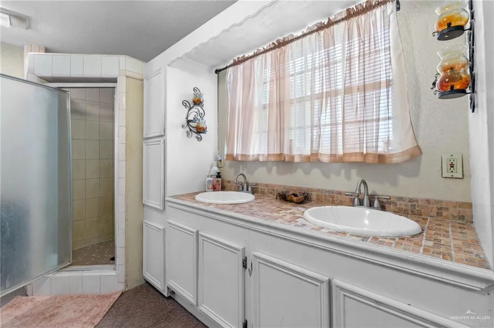 26813 Solis Road La Feria, TX 78559