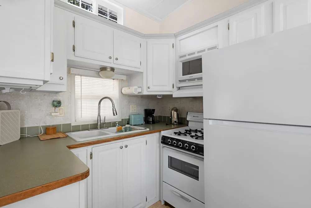 709 Route 9 Cold Spring, NJ 08204