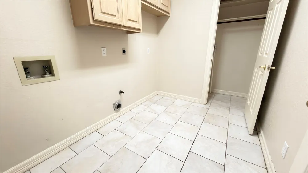 8703 Bluegrass Drive Austin, TX 78759