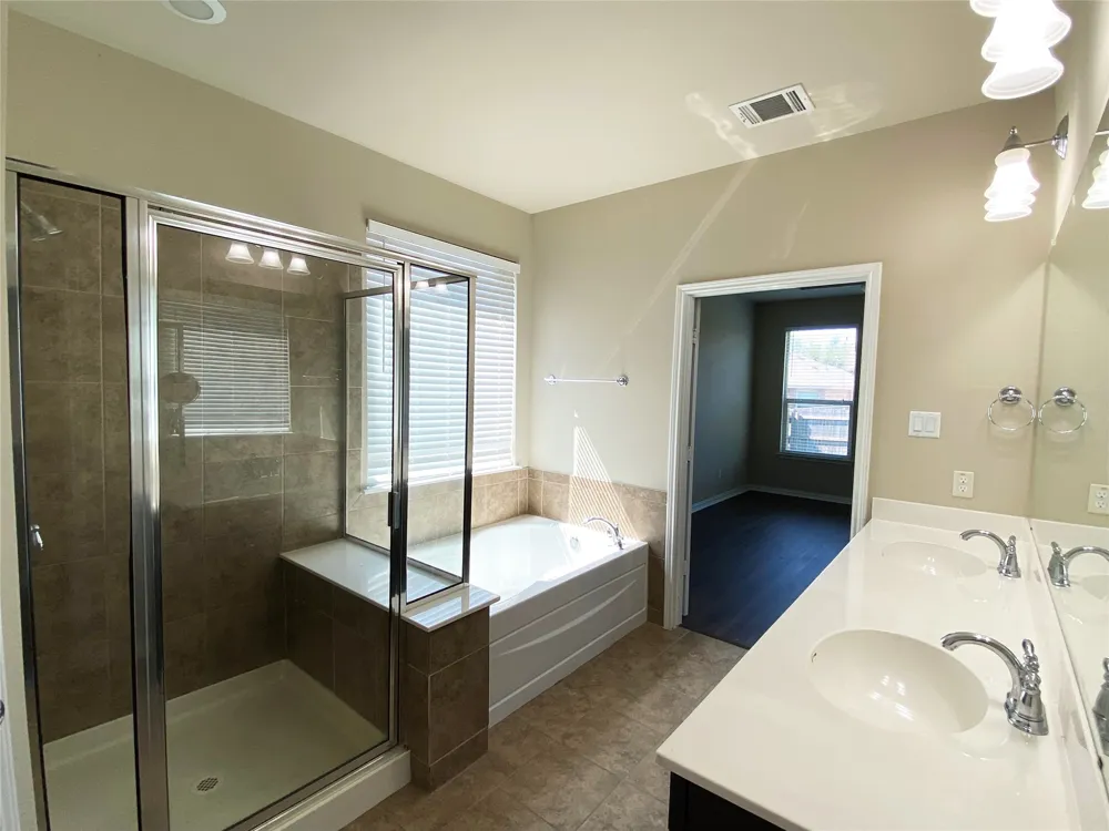 2009 Mary Ella Drive Leander, TX 78641