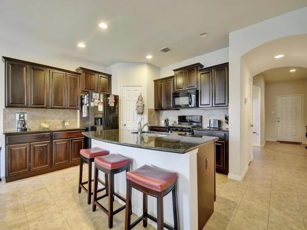 2009 Mary Ella Drive Leander, TX 78641
