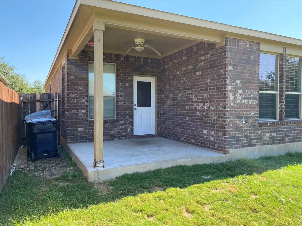 2009 Mary Ella Drive Leander, TX 78641