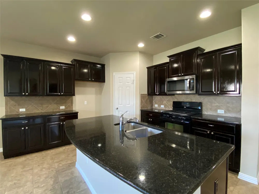 2009 Mary Ella Drive Leander, TX 78641