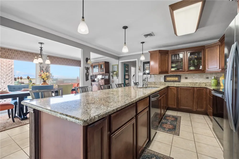 116 Sunset Drive Mathis, TX 78368