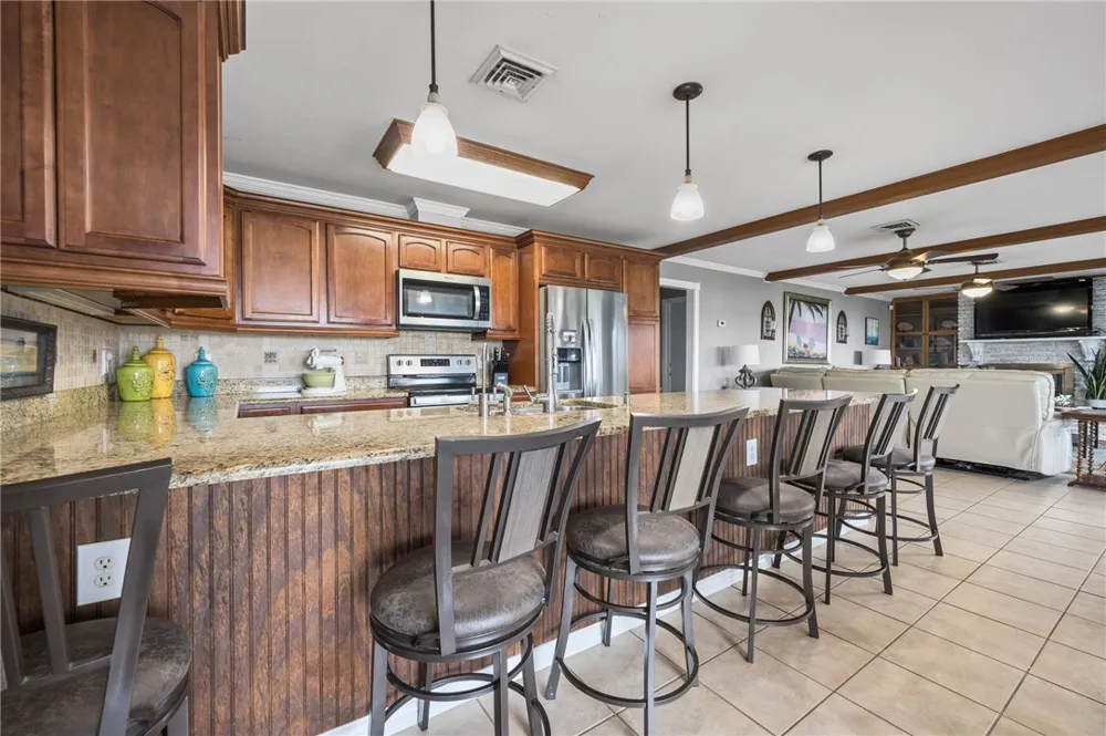 116 Sunset Drive Mathis, TX 78368