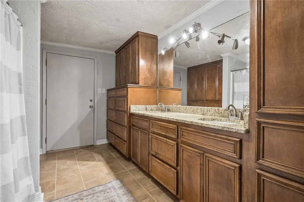 116 Sunset Drive Mathis, TX 78368