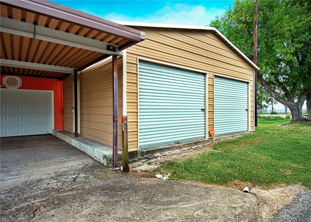 116 Sunset Drive Mathis, TX 78368