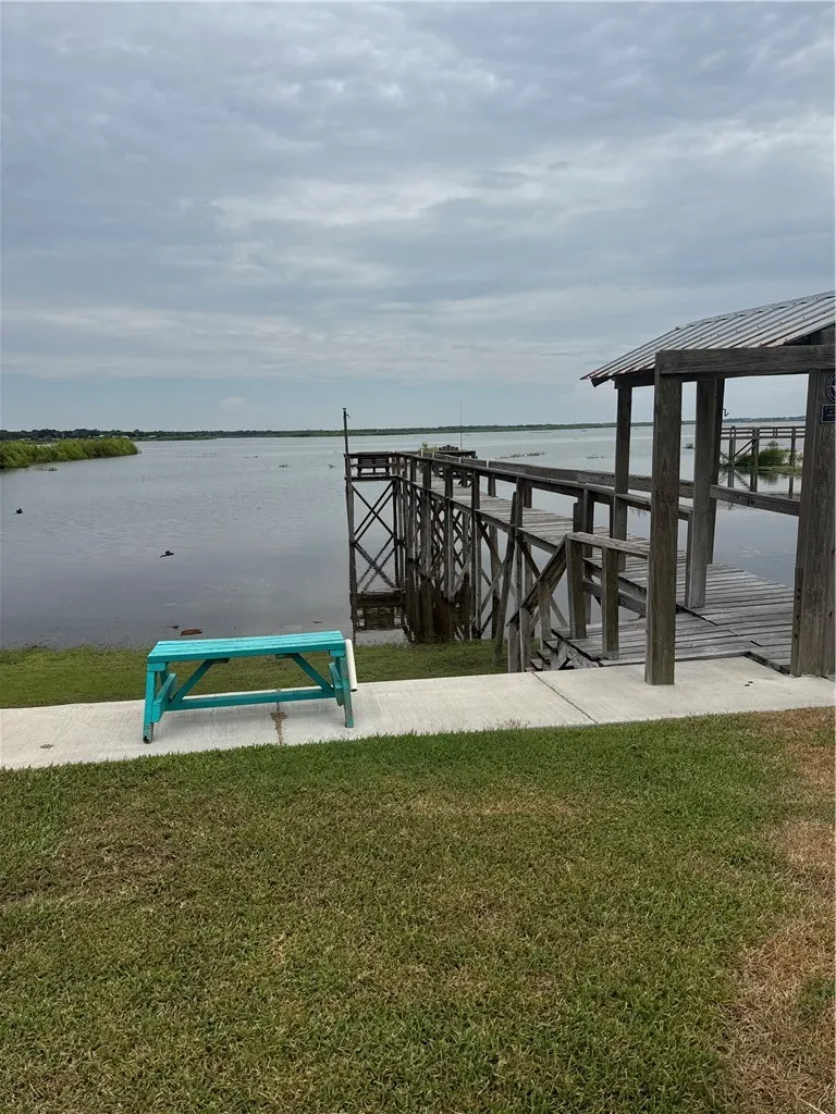 116 Sunset Drive Mathis, TX 78368
