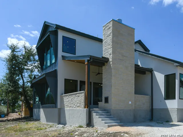 239 S Junius Peak Blanco, TX 78606