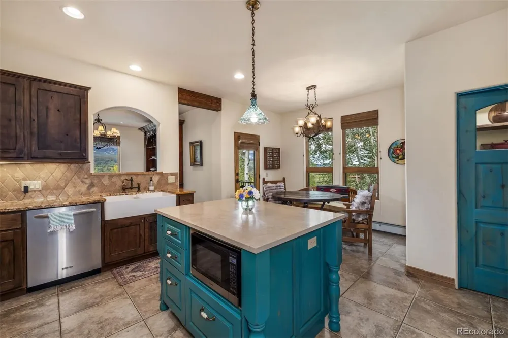 2204 Hamilton Creek Road Silverthorne, CO 80498