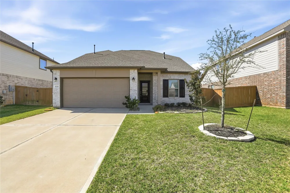 32315 Melbrooke Drive Brookshire, TX 77423