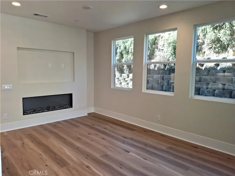 3552 Via Nido Carlsbad, CA 92009