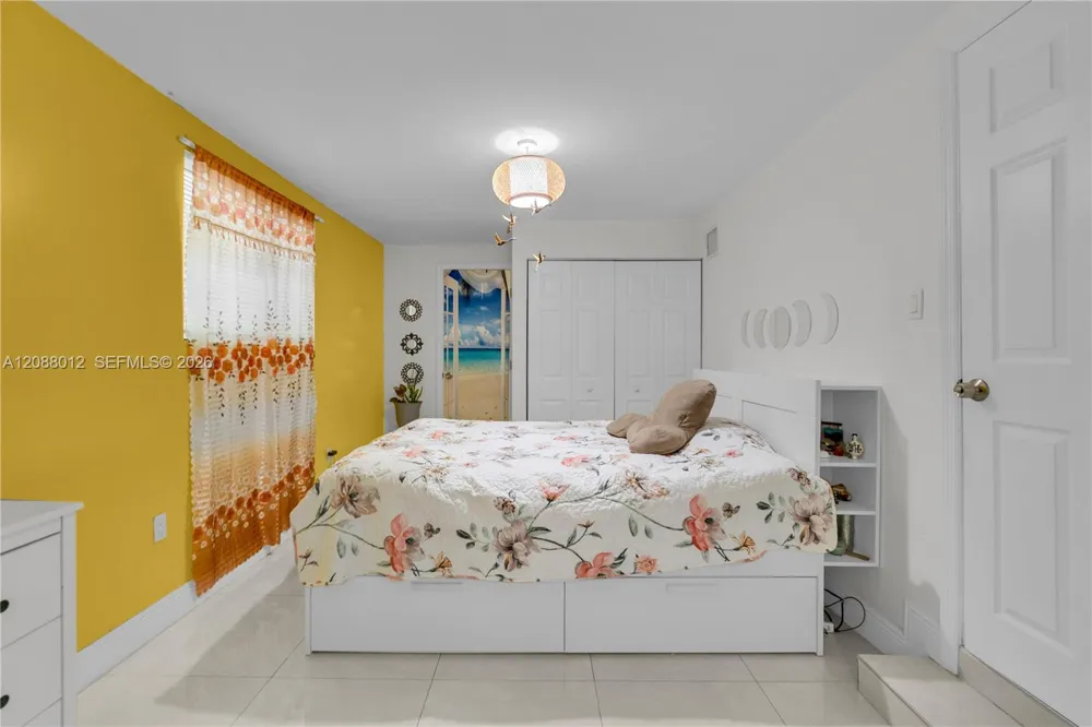 12501 NW 22nd Ave Miami, FL 33167