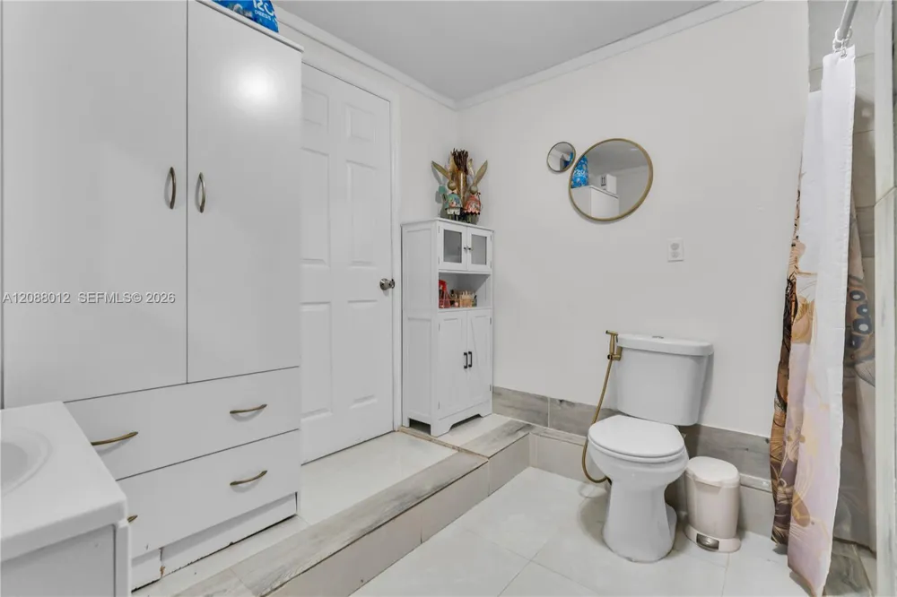 12501 NW 22nd Ave Miami, FL 33167
