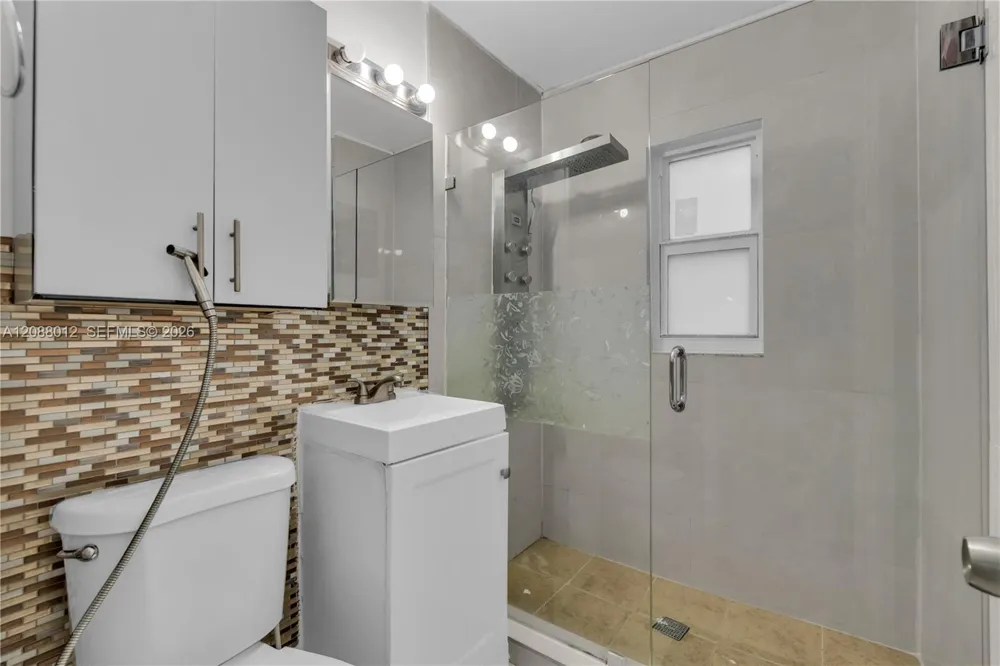 12501 NW 22nd Ave Miami, FL 33167
