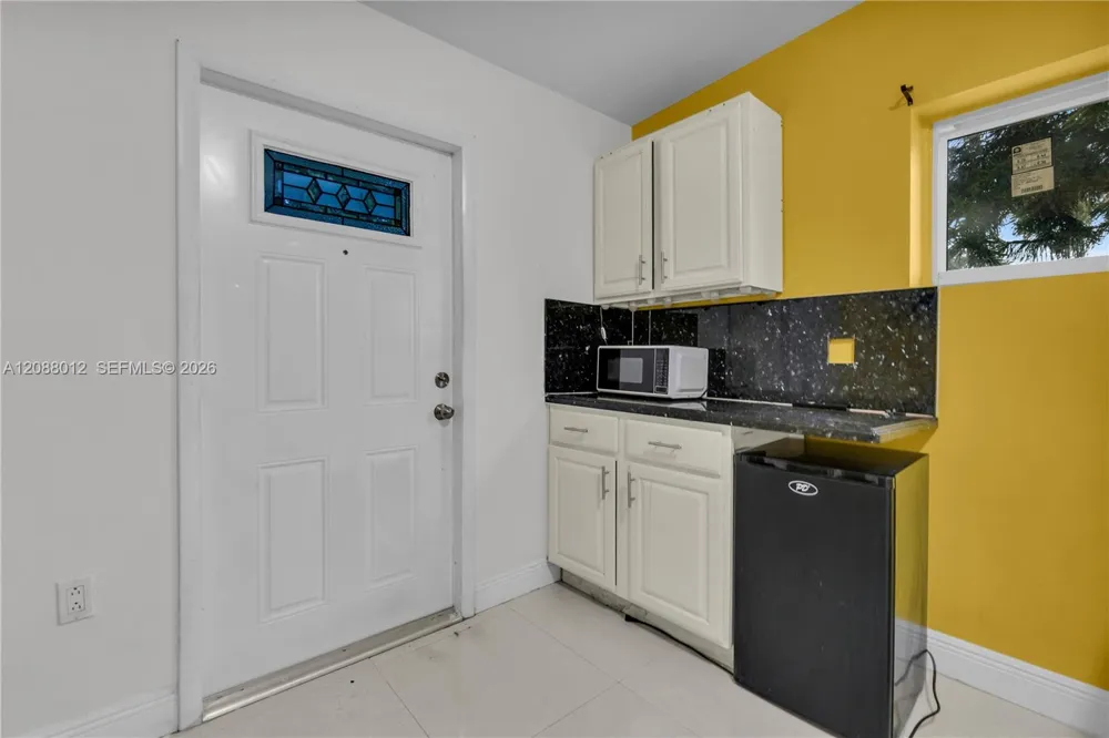 12501 NW 22nd Ave Miami, FL 33167