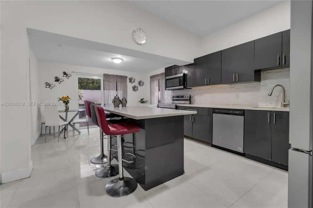 12501 NW 22nd Ave Miami, FL 33167