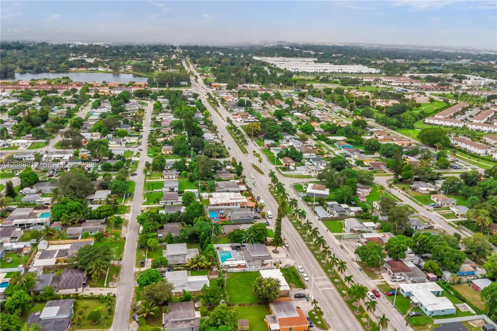 12501 NW 22nd Ave Miami, FL 33167