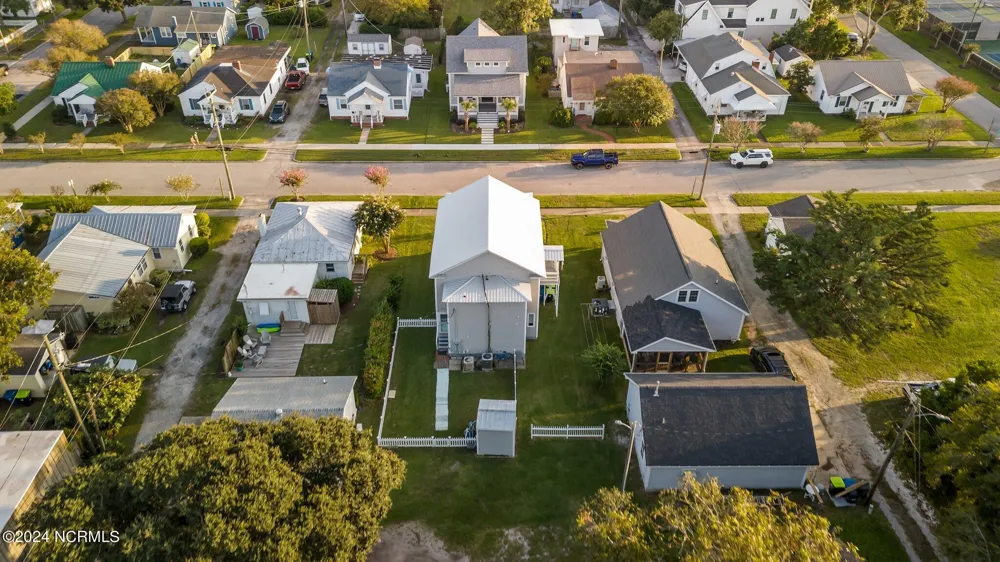 1406 Evans Street #B Morehead City, NC 28557