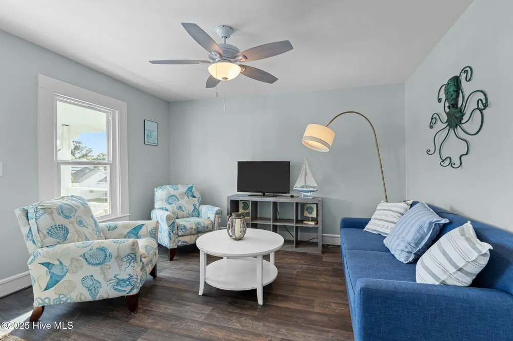 1406 Evans Street #B Morehead City, NC 28557
