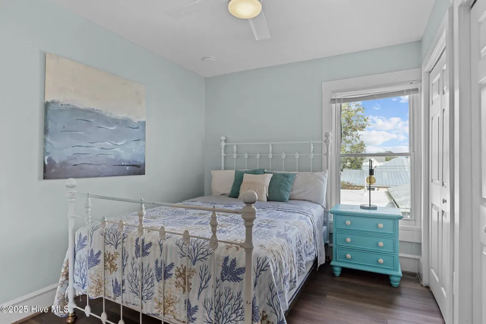 1406 Evans Street #B Morehead City, NC 28557