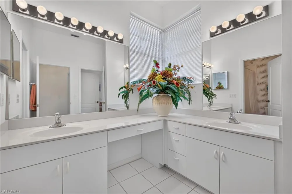 15173 Storrington Place #E-201 Naples, FL 34110