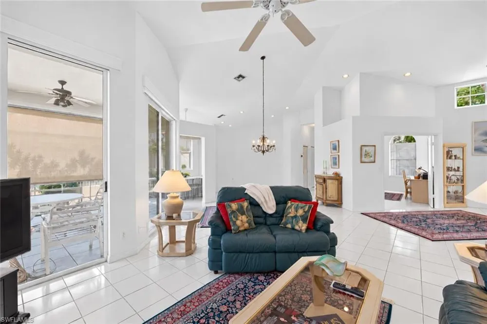15173 Storrington Place #E-201 Naples, FL 34110