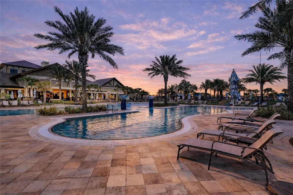 7683 SUMMERLAND COVE Lakewood Ranch, FL 34202