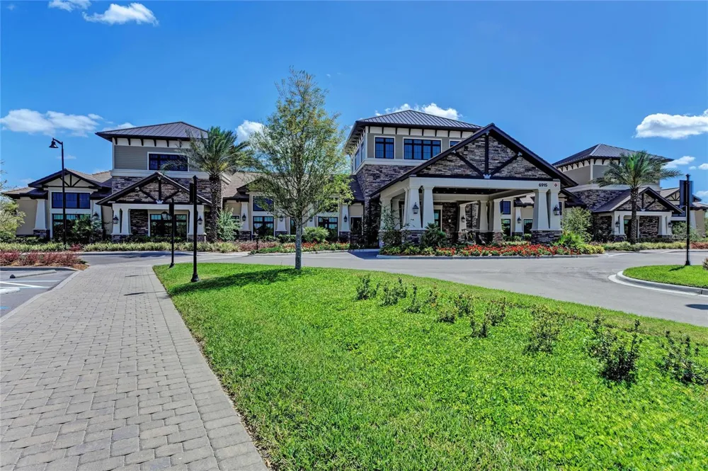 7683 SUMMERLAND COVE Lakewood Ranch, FL 34202