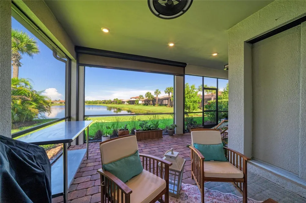 7683 SUMMERLAND COVE Lakewood Ranch, FL 34202