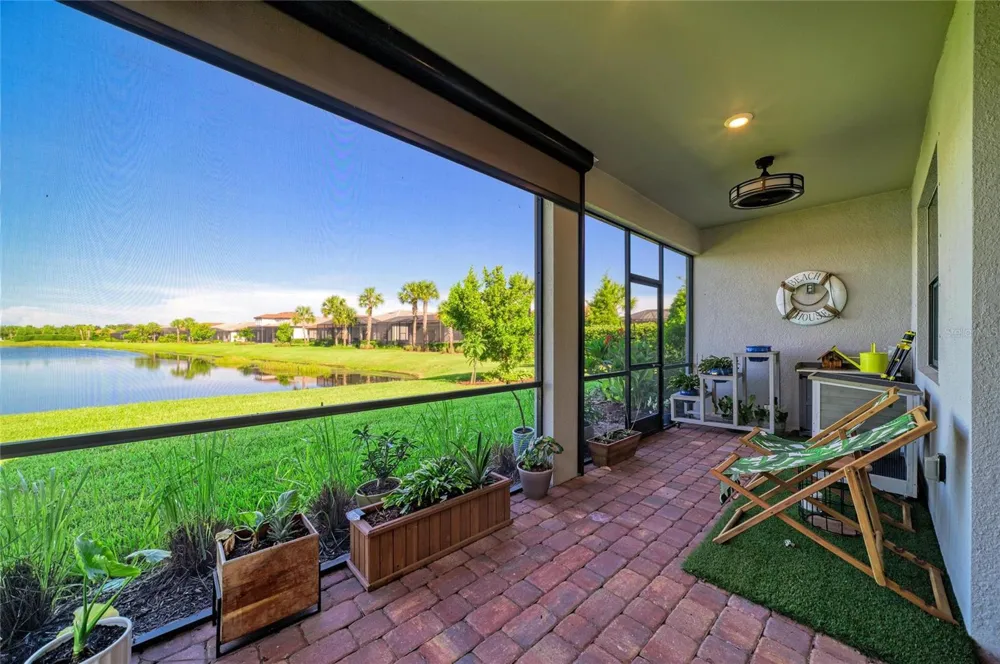 7683 SUMMERLAND COVE Lakewood Ranch, FL 34202