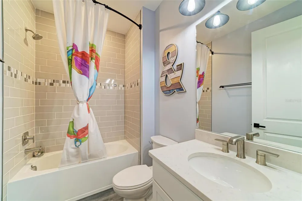 7683 SUMMERLAND COVE Lakewood Ranch, FL 34202