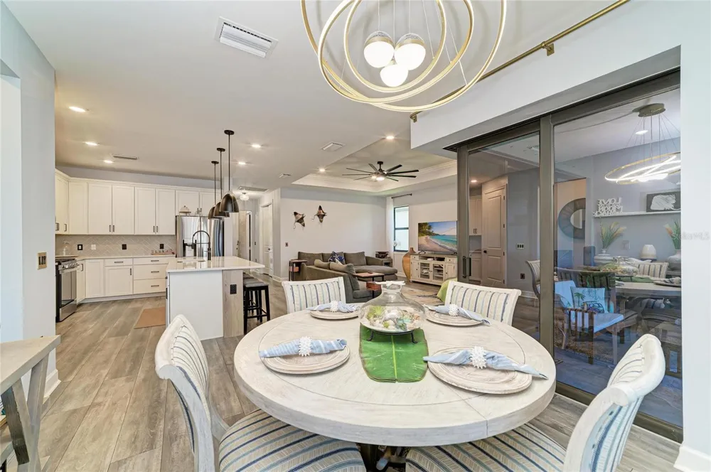 7683 SUMMERLAND COVE Lakewood Ranch, FL 34202