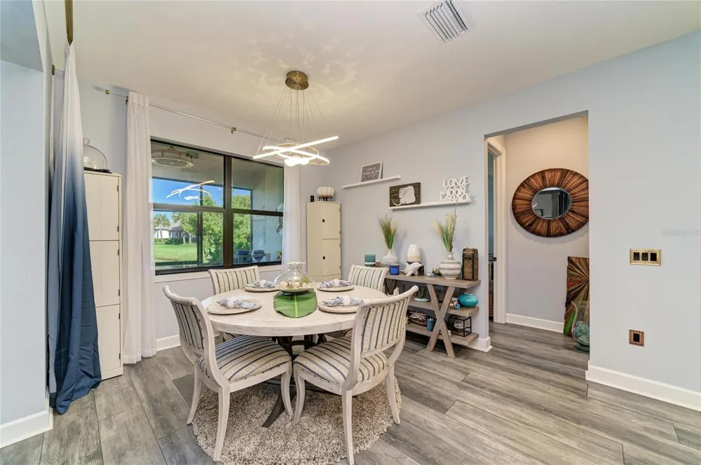 7683 SUMMERLAND COVE Lakewood Ranch, FL 34202