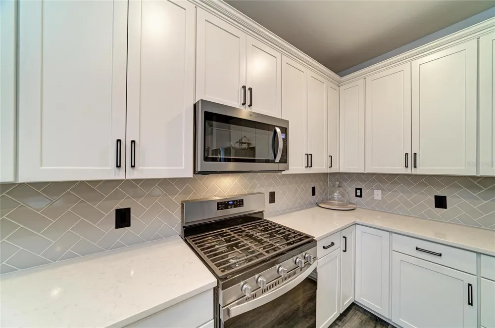 7683 SUMMERLAND COVE Lakewood Ranch, FL 34202