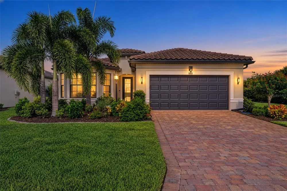 7683 SUMMERLAND COVE Lakewood Ranch, FL 34202