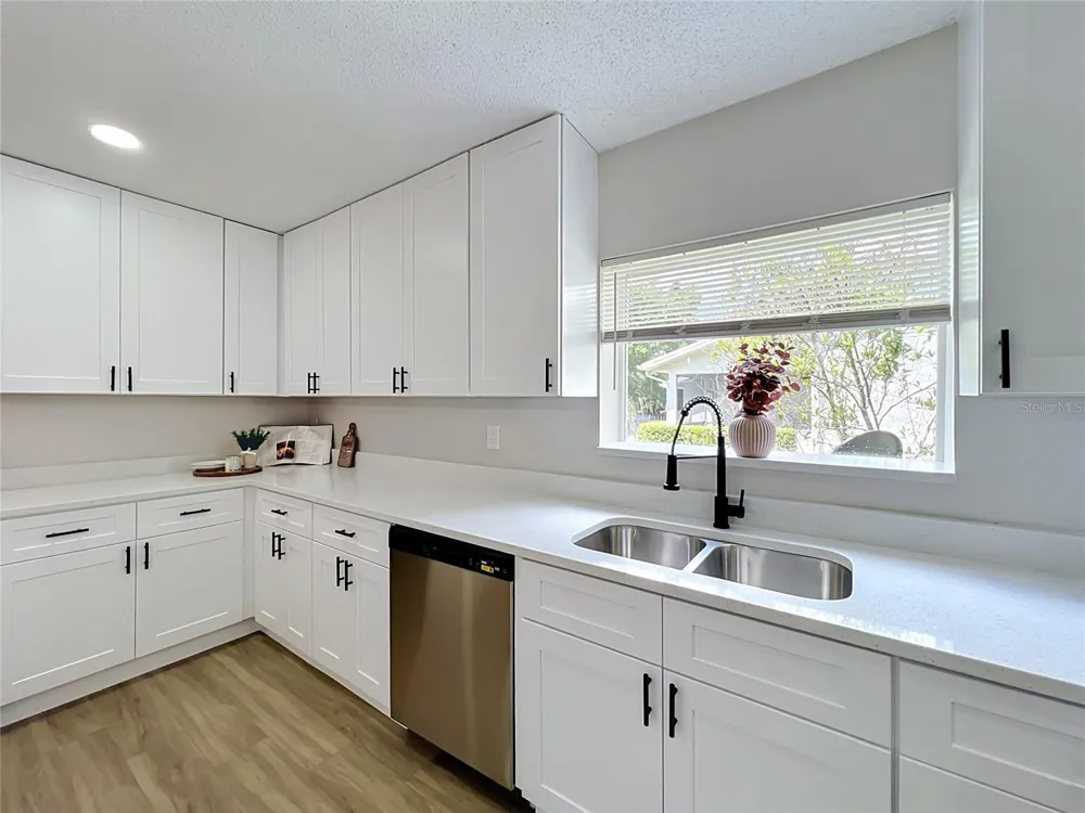 1904 LAKE ALMA DRIVE Apopka, FL 32712