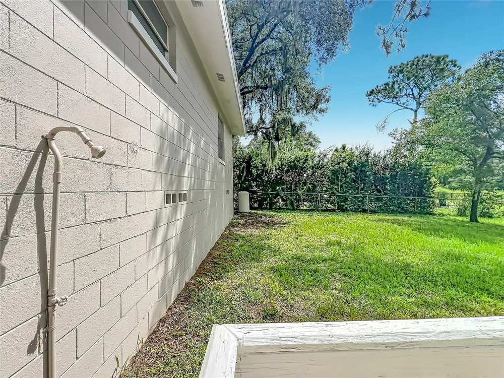 1904 LAKE ALMA DRIVE Apopka, FL 32712