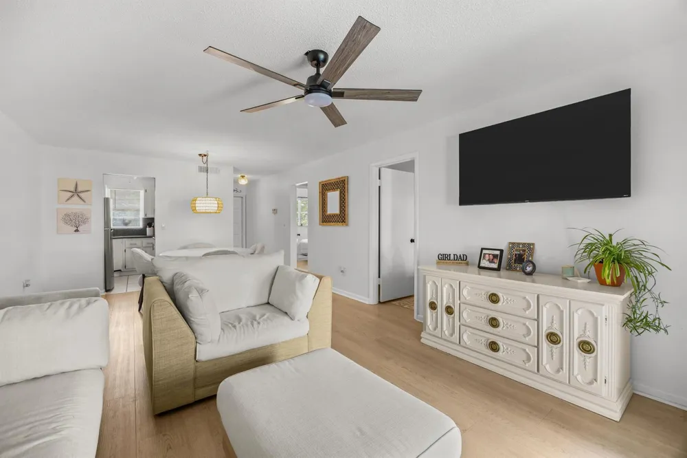 1917 SW Palm City Road Stuart, FL 34994