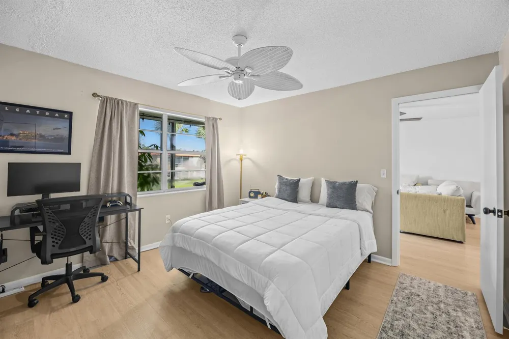 1917 SW Palm City Road Stuart, FL 34994