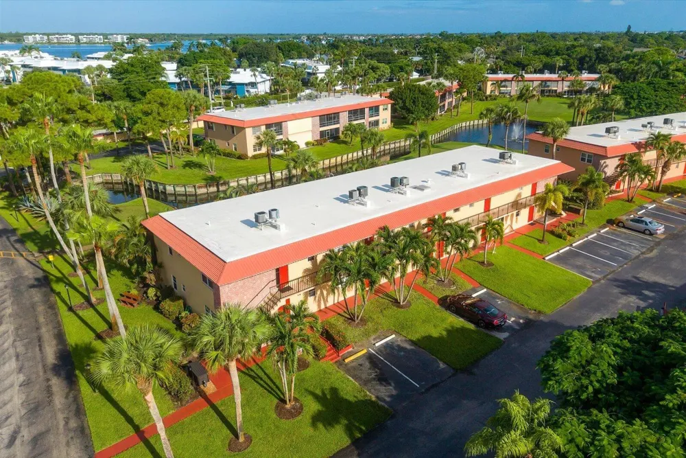1917 SW Palm City Road Stuart, FL 34994