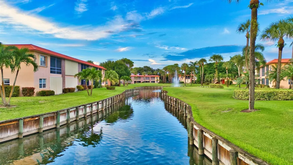 1917 SW Palm City Road Stuart, FL 34994