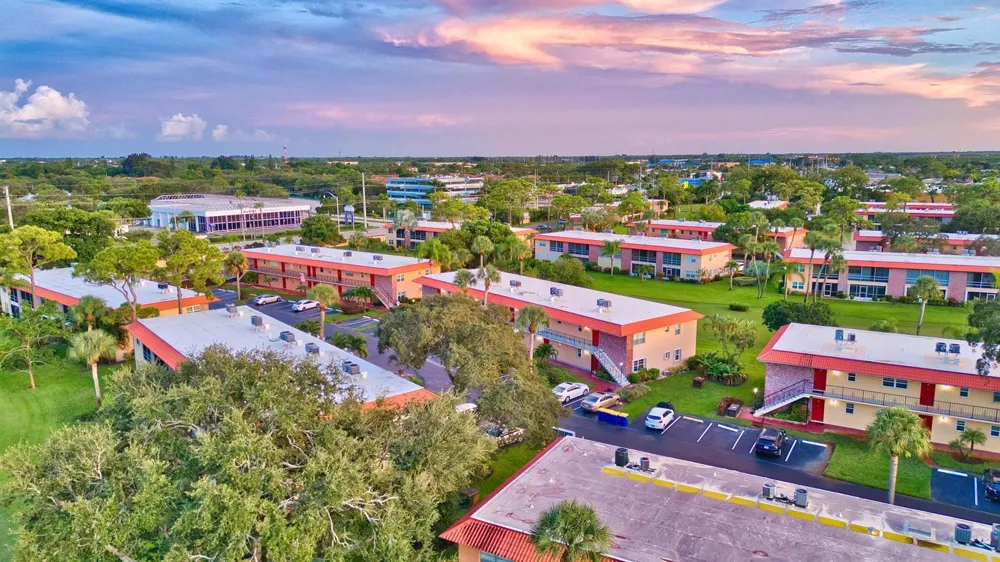 1917 SW Palm City Road Stuart, FL 34994
