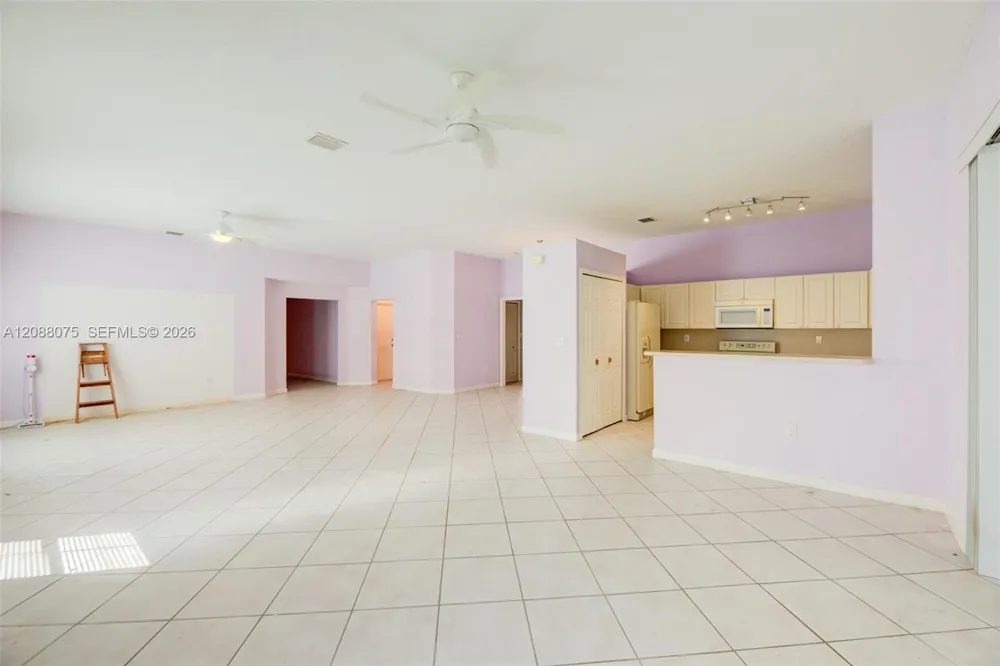 13945 S Cypress Cove Cir Davie, FL 33325